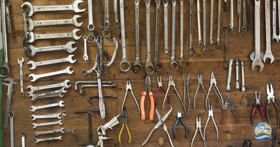 Cómo organizar tu espacio de trabajo de bricolaje en casa
