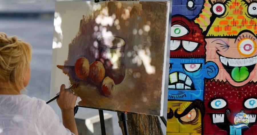 Manualidades Sostenibles: Creando Arte con Reciclaje